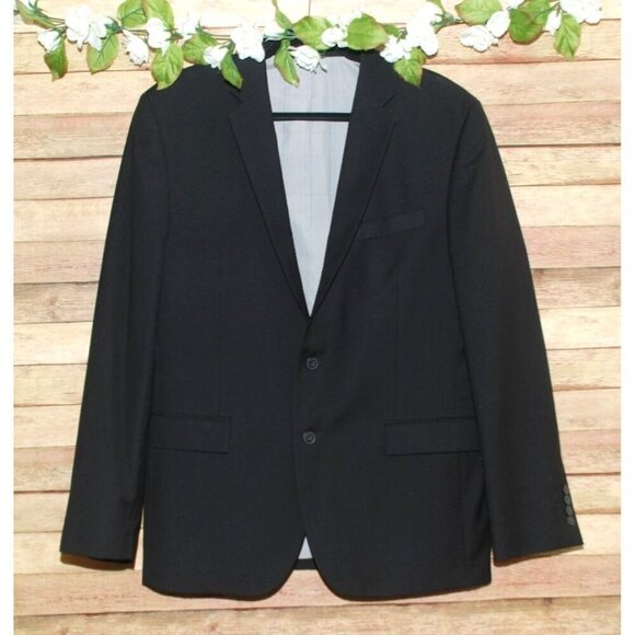 Egara Suit Jacket Size 44R 38W 2 Buttons Black Slim Fit Modern Career MINT - Picture 1 of 7